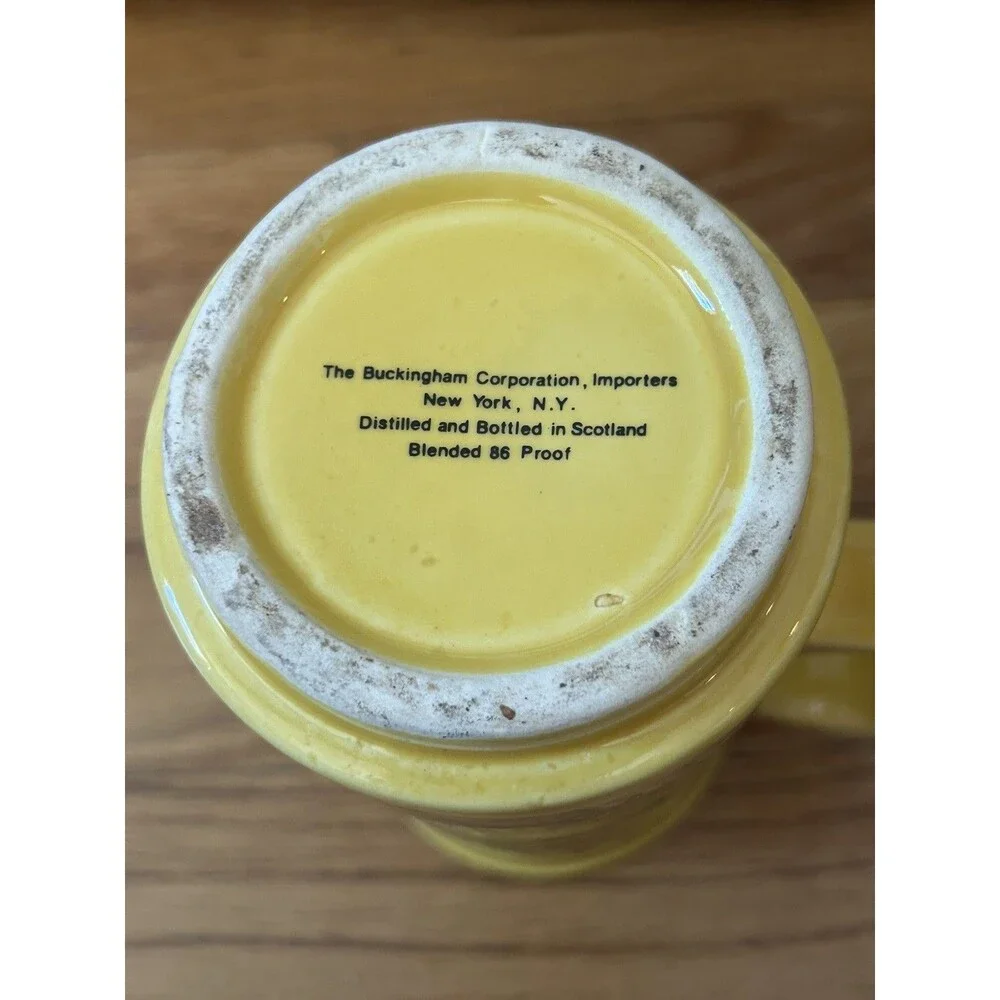 VTG CUTTY SARK Yellow Bar Ship Pitcher Scotch Whiskey Buckingham Scotland 6.75